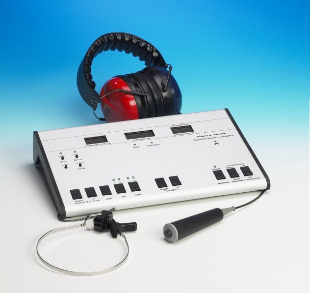 Audiometru de diagnostic cu memorie oscilla sm950