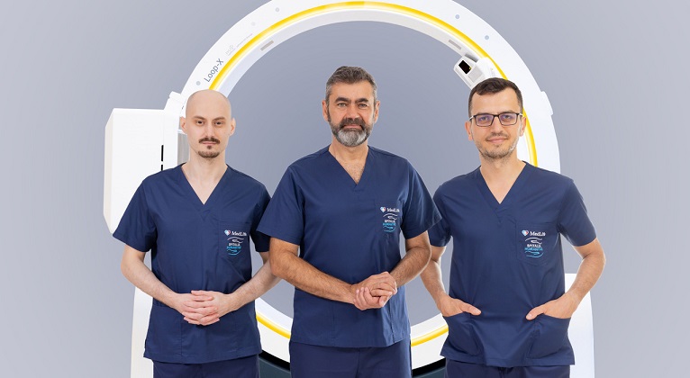 Premiera: MedLife aduce in Romania cea mai noua tehnologie robotica din lume in practica neurochirurgicala, la Spitalul Humanitas din Cluj