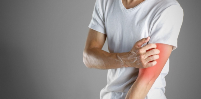 cum să tratezi artrita articulațiilor șoldului umflarea genunchiului și deasupra