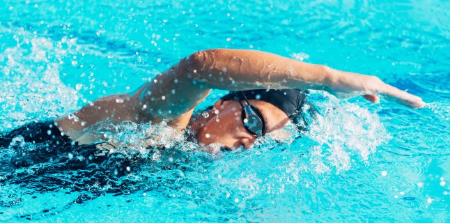 Înotul este benefic pentru bolile articulare?, Leziune pronunțată a articulației gleznei