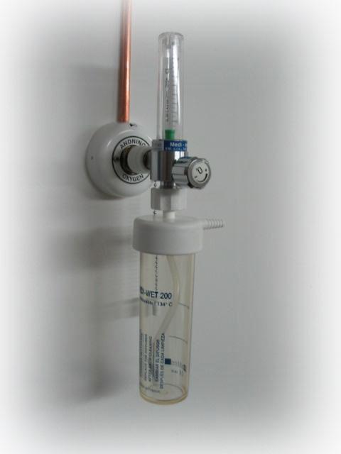 Sistem de cuplare rapida; pentru oxigen (priza aplicata cupla NORDIC cu oxigenator 0-15 ltr/min si umidificator)