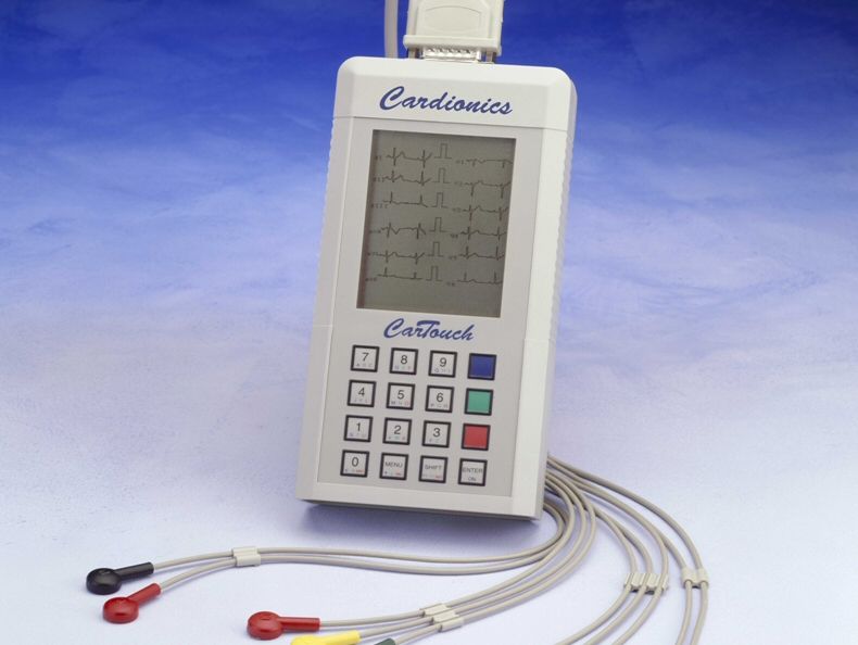 Electrocardiograf portabil CarTouch