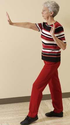 Varful piciorului inainte