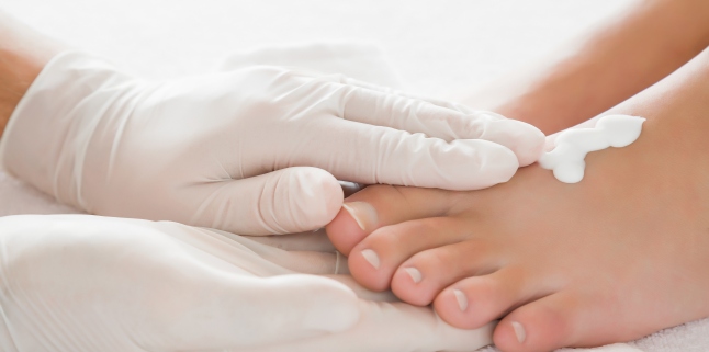 cum să vindeci unghiile după ciuperca unghiilor tratamentul ciupercii picioarelor și unghiilor