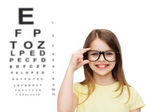 ochelari pentru astigmatism cum schimbă vederea