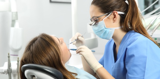 Importanta controalelor periodice la stomatolog