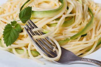 Spaghete italienesti cu dovlecei